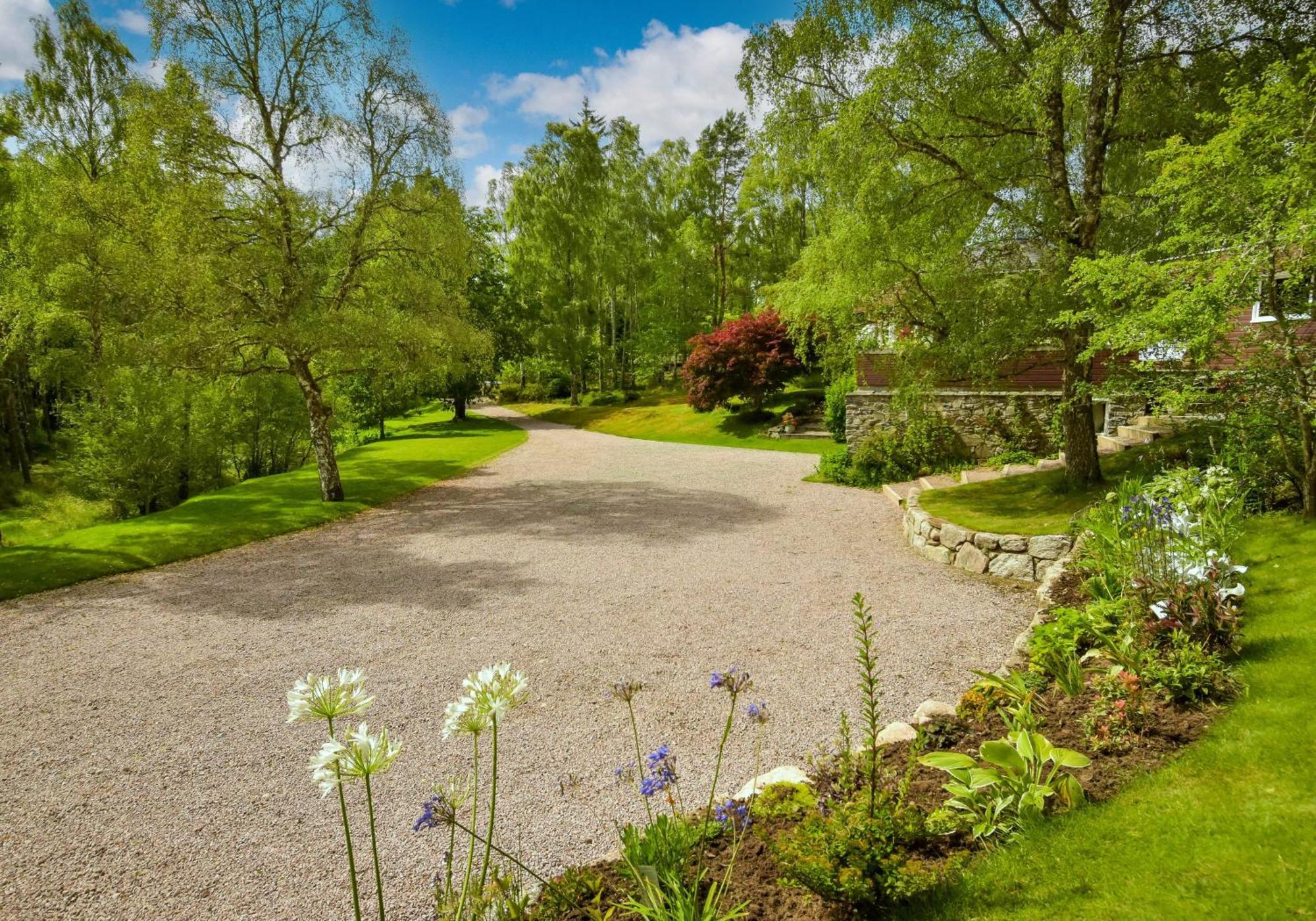Cairngorm Lodge Rothiemurchus Авимор Екстериор снимка